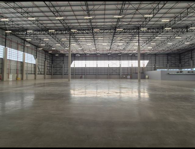 7,499M² WAREHOUSE TO LET IN LINBRO PARK